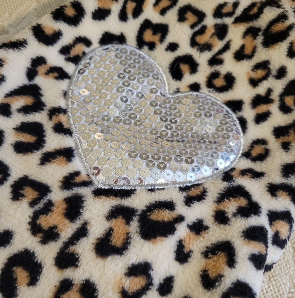 4/$15 SALE Dog Sequin Heart Leopard Jacket Sweater Velco Adjustable Medium Small - Picture 2 of 10